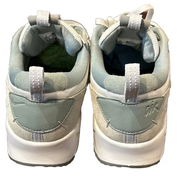 Nike Air Max 90 Futura Mint Grey Green Women's DM9922-105 Size 11 EUC - Picture 4 of 9